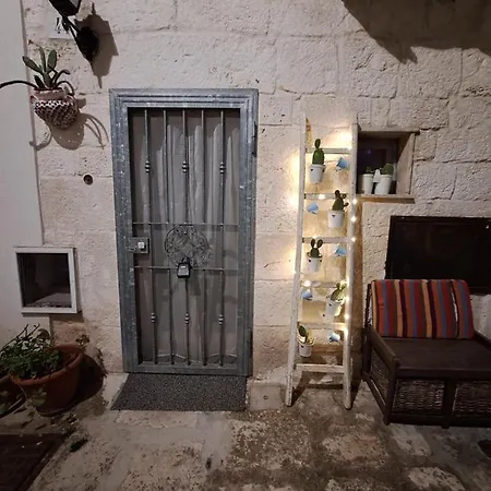 Vico 44 - * Ostuni