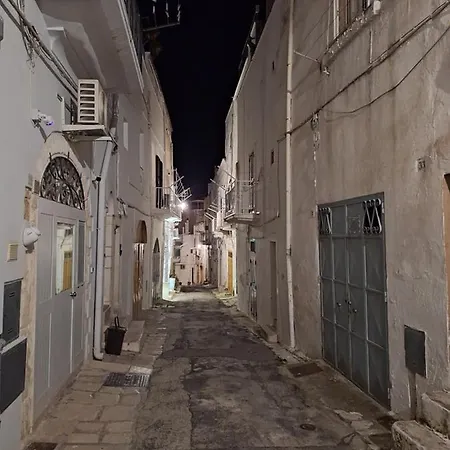 Vico 44 - * Ostuni