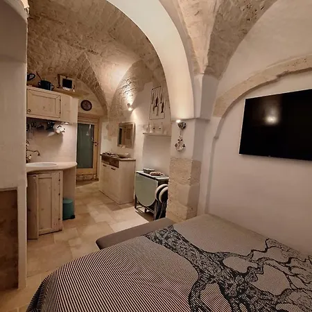 Vico 44 - * Ostuni